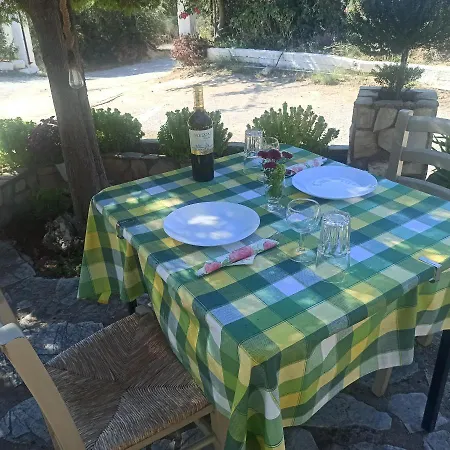 Filoxenia 7 Apartament Kómboi