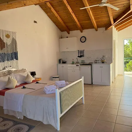 Filoxenia 7 * Kómboi