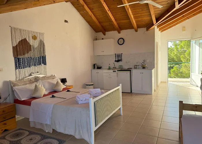 Filoxenia 7 * Κόμποι